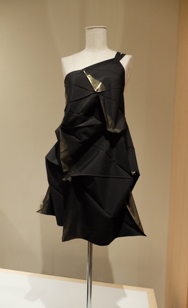 Issey Miyake Origami Dress | Origami Society of Toronto